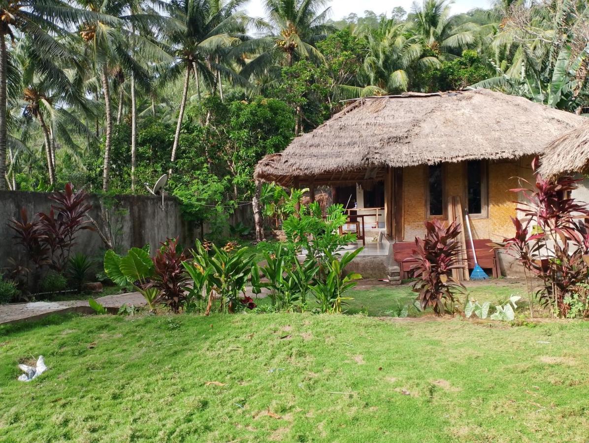 Hotel Mbe Baleng Ku à Mangsit Extérieur photo